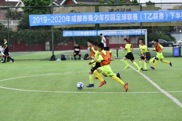 阿里纳斯解析更衣室领袖角色：追梦与库里的互补